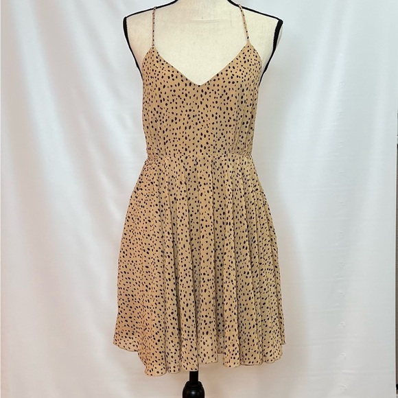 Forever 21 cheetah dot short dress Size M - Picture 7 of 8
